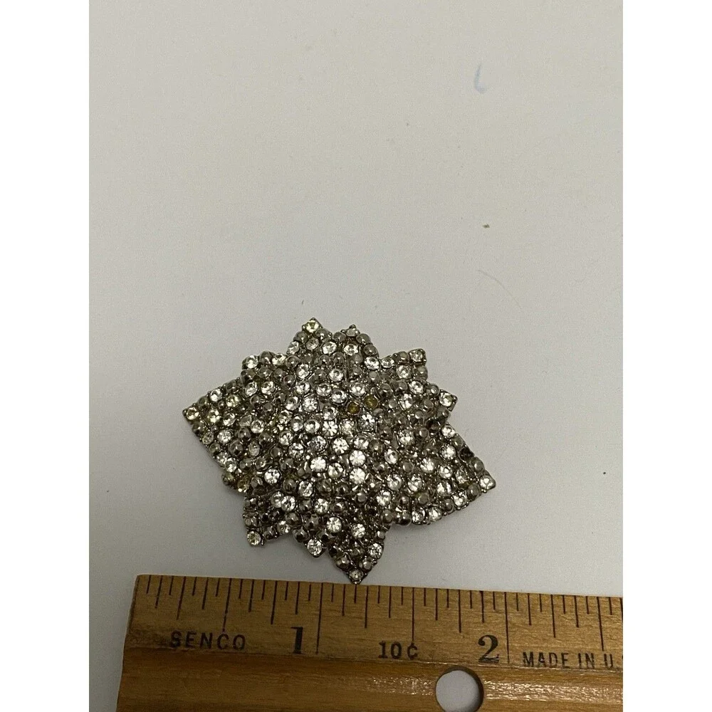 Vintage Clear Rhinestone Domed Star Brooch Pin Silver Tone READ